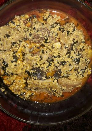 A picture of Egusi soup.