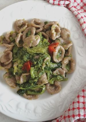 Foto di Orecchiette con le cime di rape