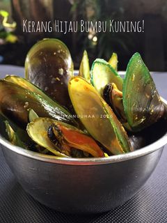 Foto resep Kerang Hijau Bumbu Kuning!