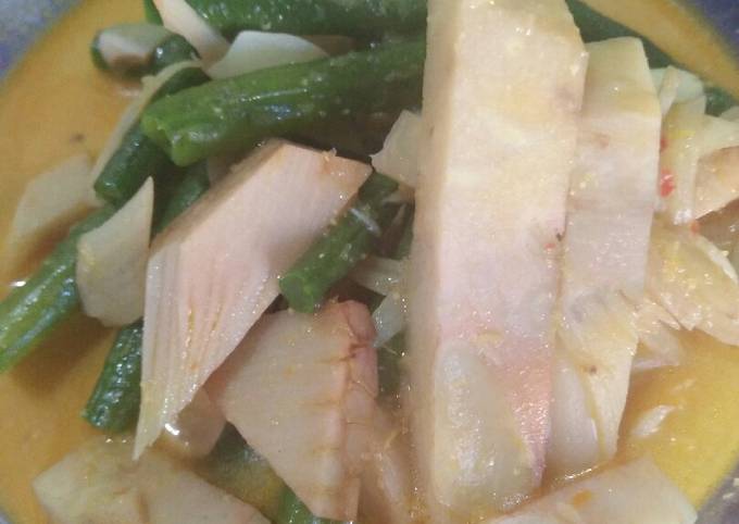 Bagaimana Menyiapkan Gulai tewel kacang panjang yang Bikin Ngiler