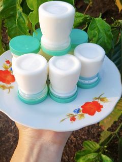 Hình của món Sữa chua úp ngược.