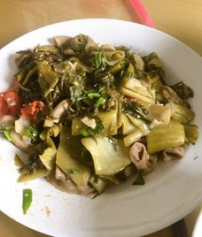 lòng xào dưa chua