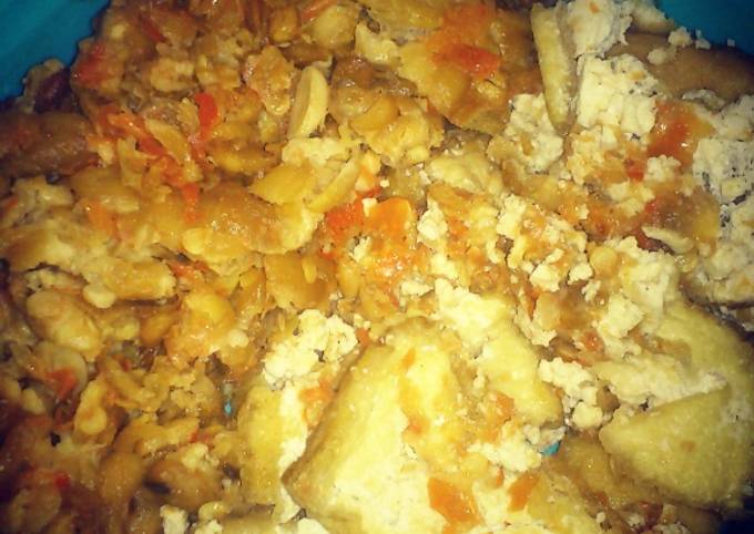 Ternyata begini loh! Cara gampang buat Sambal Tempe + Tahu Penyet  menggugah selera