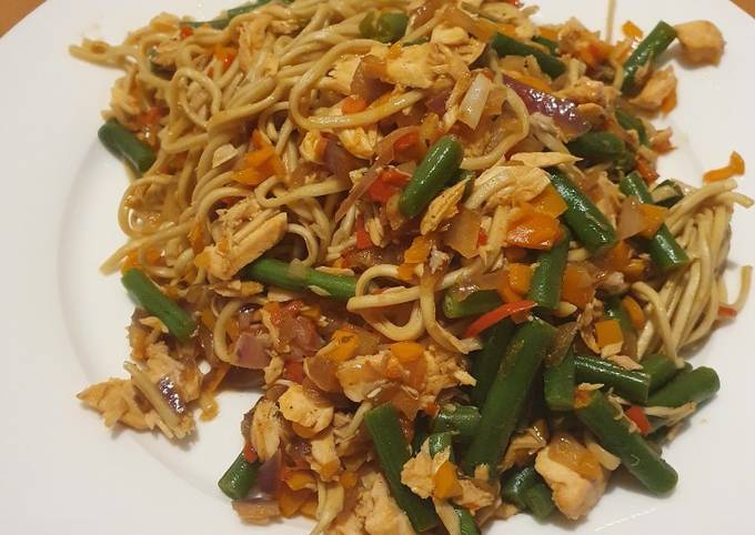 Salmon sweet noodle dish