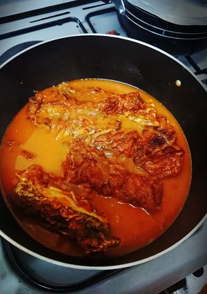 A picture of Nile Perch(Mbuta) stew.