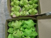 Gambar bolu kukus pandan meses