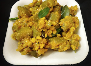 A picture of Bottle gourd sabzi.