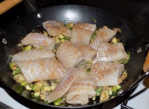 Una foto de Wok de abadejo