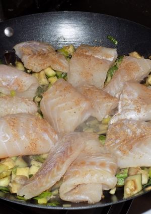 Una foto de Wok de abadejo
