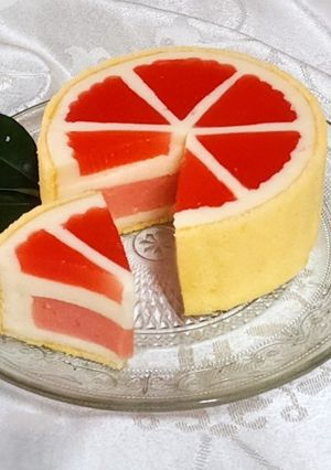 Una foto de 🍰 Grapefruit cake - Torta de pomelo, yogurt y chocolate blanco 🍰 Te va a sorprender 😲
