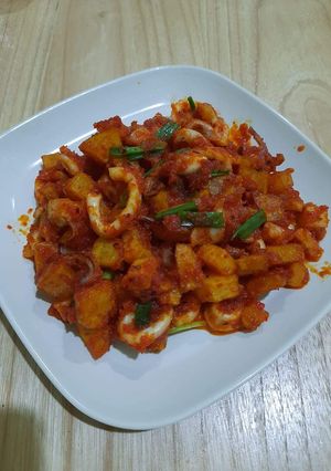 Foto resep Sambal goreng cumi kentang