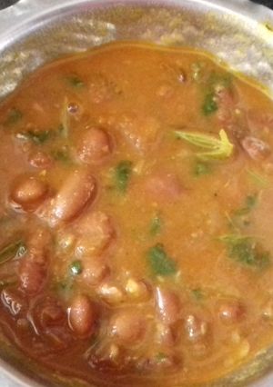 राजमा मसाला (Rajma Masala recipe in hindi) रेसिपी मुख्य फोटो