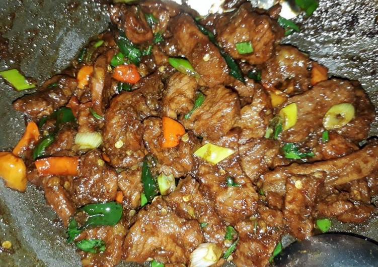 Resep Oseng daging sapi pedas manis + kemangi Enak