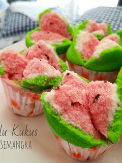 Foto resep Bolu Kukus Semangka