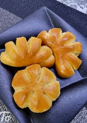 Hình của món Crescent roll hình quạt.
