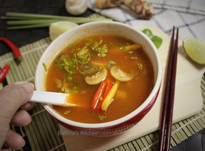 A picture of Tom Yum Soup.