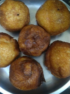 ब्रेड रोल्स (Bread rolls recipe in hindi) रेसिपी मुख्य फोटो