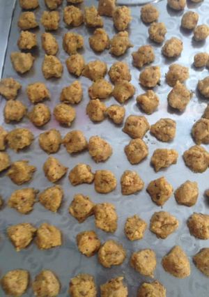 A picture of بڑیاں.
