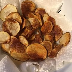 A picture of California Farm Fresh Potato Chips.