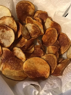 A picture of California Farm Fresh Potato Chips.