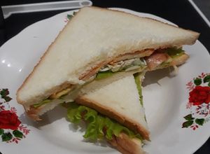 Foto resep Sandwich / Roti Isi