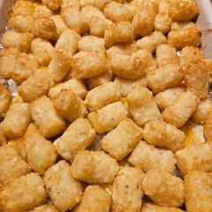 A picture of Tater tot casserole.