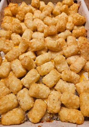 A picture of Tater tot casserole.