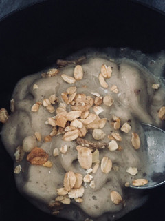 Una foto de Helado de banana y cacao VEGANO