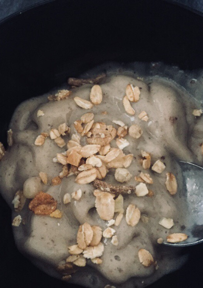Una foto de Helado de banana y cacao VEGANO