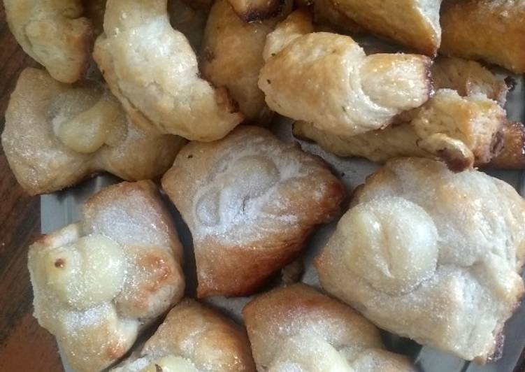 Facturas con margarina y grasa