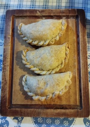Una foto de Empanadas de pollo fácil y con poco!🙌