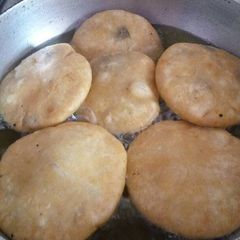 A picture of Moong dal ki kachori.