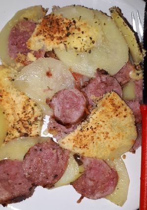 Una foto de Gratín de papa y chorizo