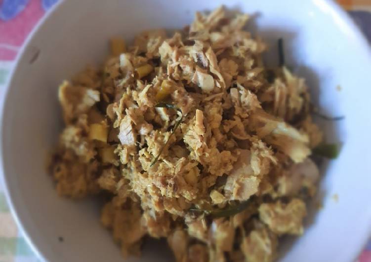 Recipe: Appetizing Cakalang Suir Santan