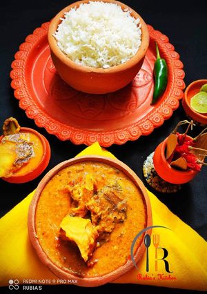 কাতলা মাছের মাথা দিয়ে মুগডাল (Katla machher matha diye moog dal recipe in Bengali) রেসিপির প্রধান ছবি