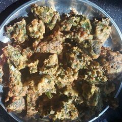 A picture of Spinach  potato pakore.