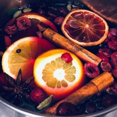 A picture of Spiced and warm mulled wine 🍷.