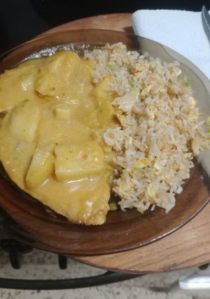 Foto principal de Pollo al curry y piña 🍍