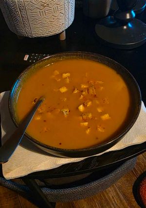 Süßkartoffel Kokossuppe mit Chilitofu 🌱 Rezepthauptbild