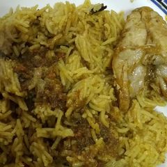 A picture of Memons traditional fish pilao.