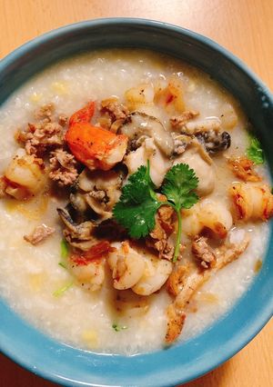 Hình của món Cháo tôm hàu.