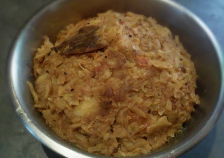 Recipe of Ultimate Cabbage Potato curry