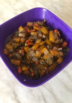 Фото Гарнир из тыквы, лука и моркови.