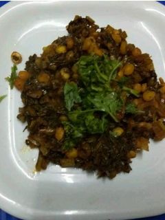 मुली के पत्तों की सब्जी रेसिपी मुख्य फोटो