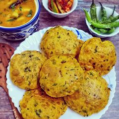 Methi Puri A picture of Methi Puri.