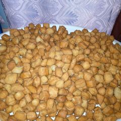 A picture of Chin chin.