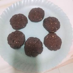 A picture of Choco chips cookies.