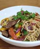 Tallarín saltado