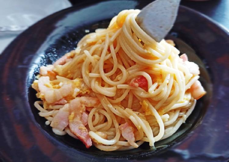 Easiest Way to Prepare Perfect Mì Ý sốt trứng thịt muối (Spaghetti
Carbonara)