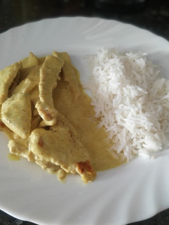 Una foto de Pavo al curry con leche de coco